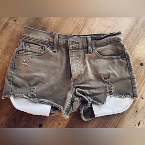 Levi’s-511 cut off Womens short Waist 30